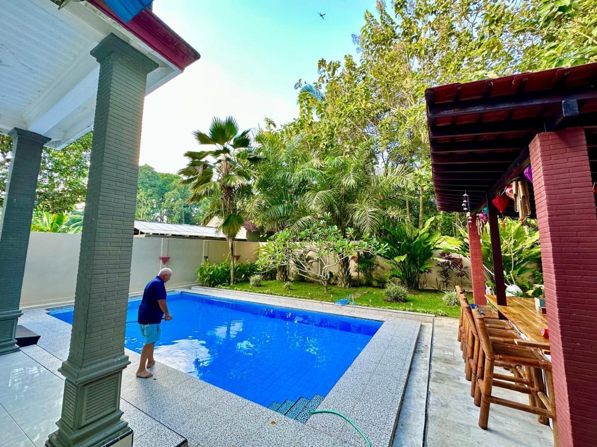 Mangir Homestay บันยูวังงี ภายนอก รูปภาพ